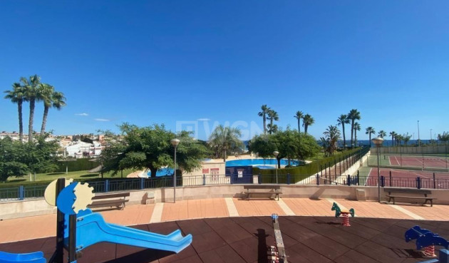 Odsprzedaż - Mieszkanie w bloku - Mil Palmeras - Costa Blanca