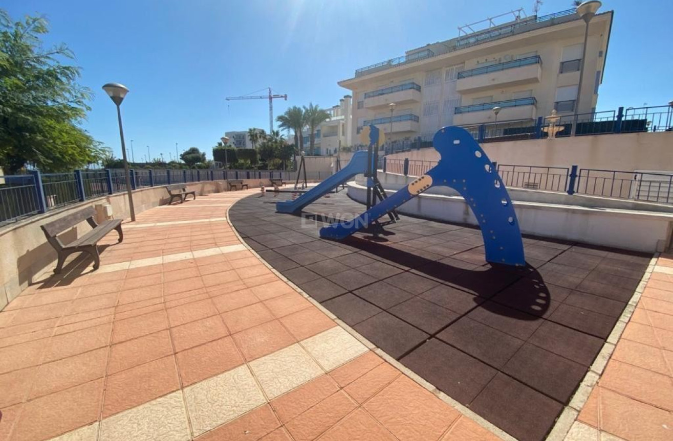 Odsprzedaż - Mieszkanie w bloku - Mil Palmeras - Costa Blanca