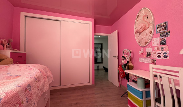 Odsprzedaż - Mieszkanie w bloku - Torrevieja - Costa Blanca