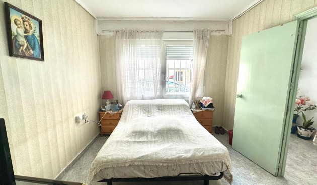 Reventa - Apartamento / piso - Torrevieja - Estacion De Autobuses