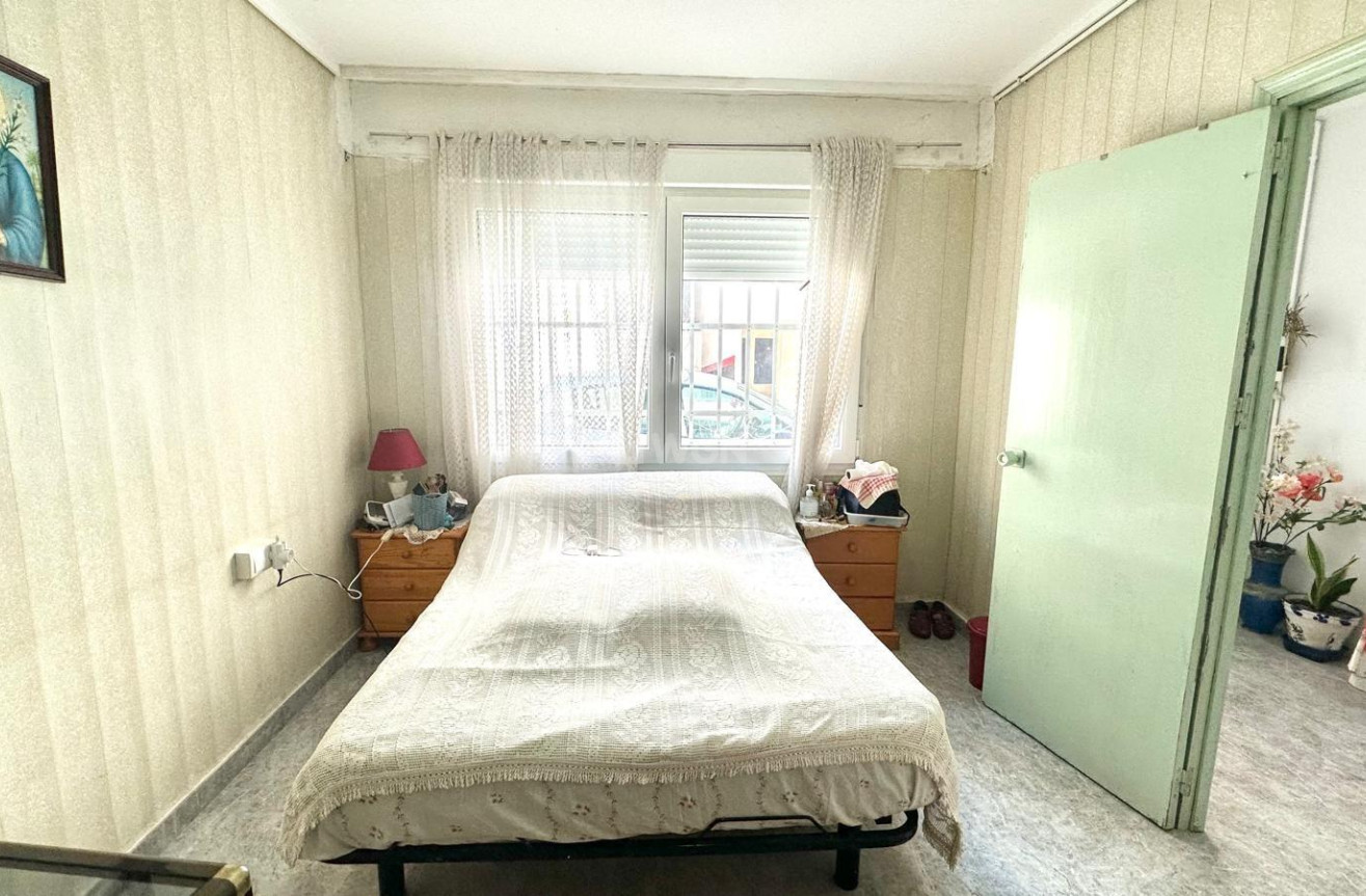 Reventa - Apartamento / piso - Torrevieja - Estacion De Autobuses