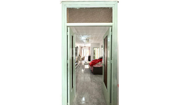 Reventa - Apartamento / piso - Torrevieja - Estacion De Autobuses