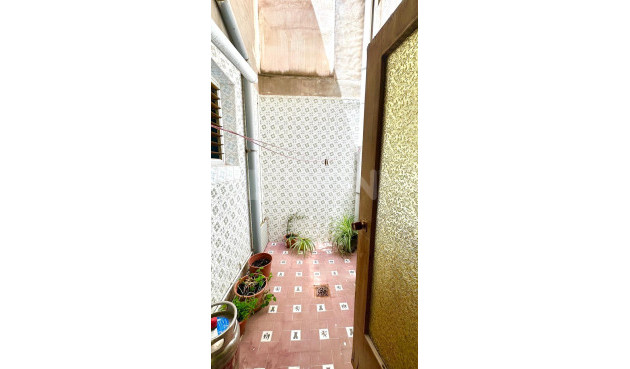 Reventa - Apartamento / piso - Torrevieja - Estacion De Autobuses