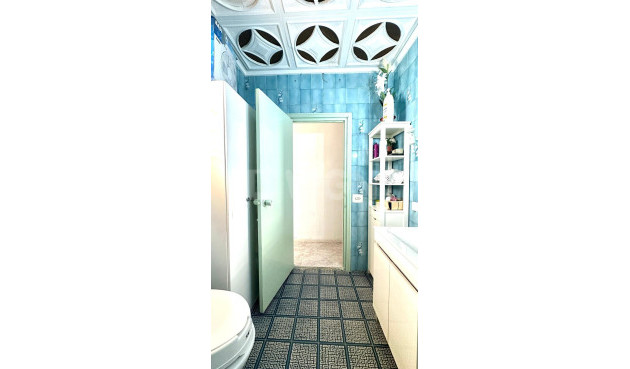 Reventa - Apartamento / piso - Torrevieja - Estacion De Autobuses