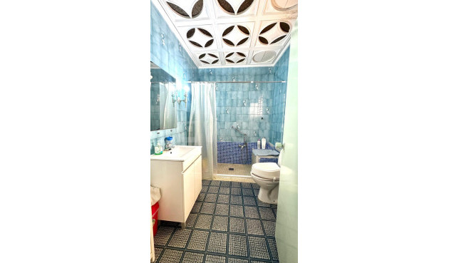 Reventa - Apartamento / piso - Torrevieja - Estacion De Autobuses