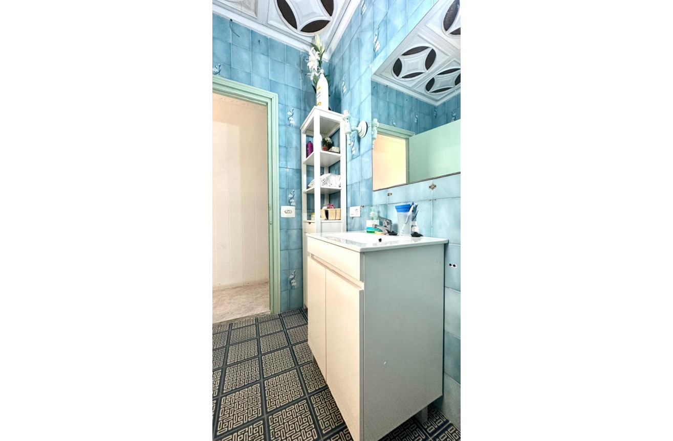 Reventa - Apartamento / piso - Torrevieja - Estacion De Autobuses