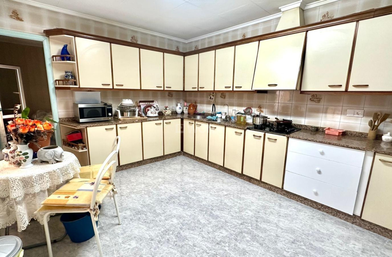 Reventa - Apartamento / piso - Torrevieja - Estacion De Autobuses