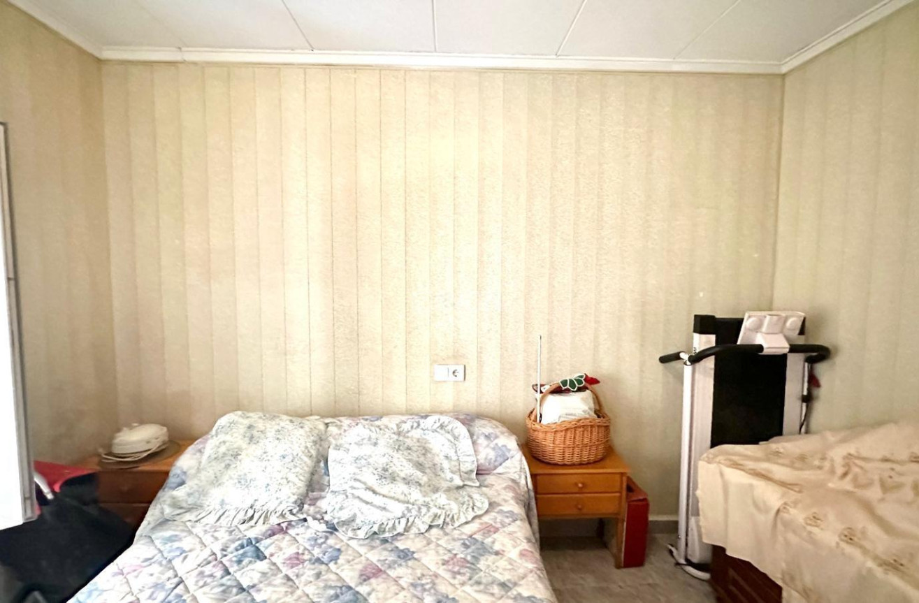 Reventa - Apartamento / piso - Torrevieja - Estacion De Autobuses