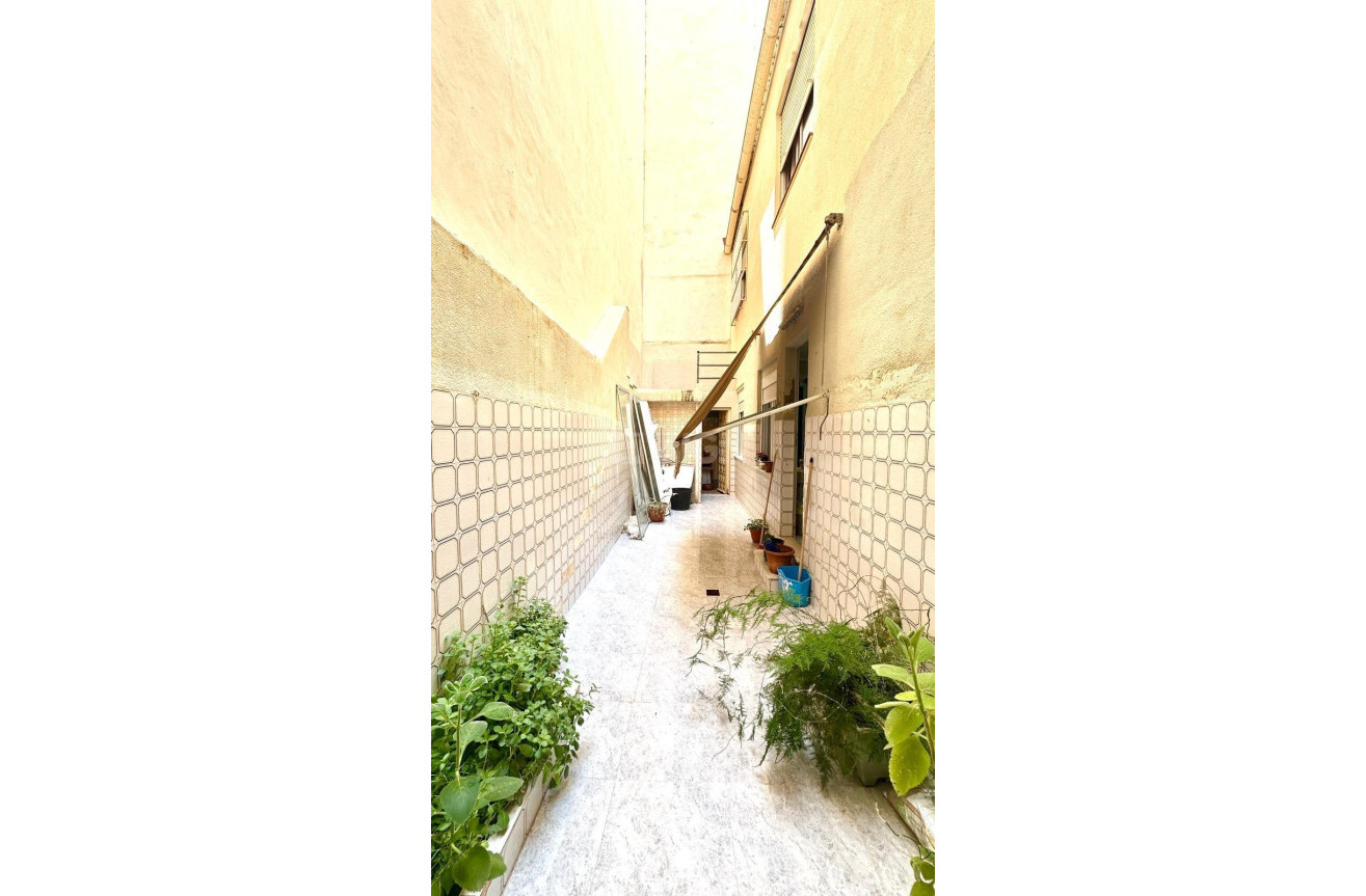 Reventa - Apartamento / piso - Torrevieja - Estacion De Autobuses