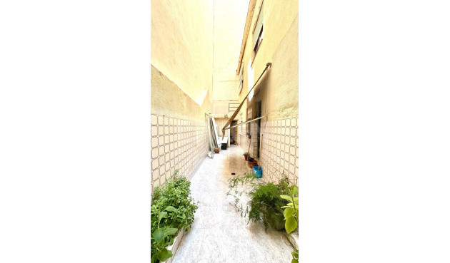 Reventa - Apartamento / piso - Torrevieja - Estacion De Autobuses