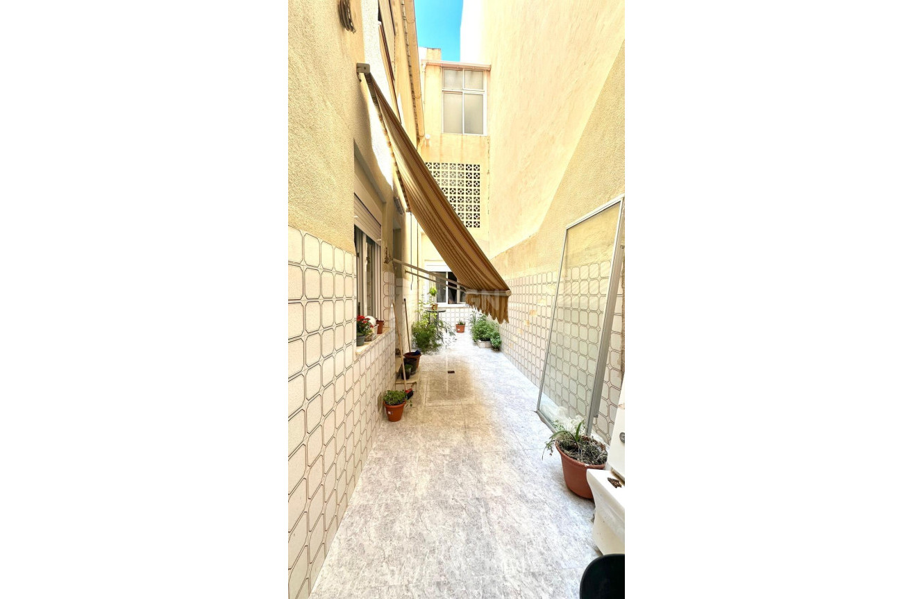 Reventa - Apartamento / piso - Torrevieja - Estacion De Autobuses