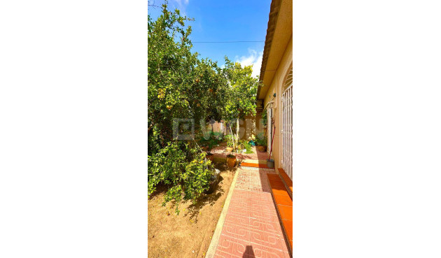 Odsprzedaż - Villa - Torrevieja - Los Balcones - Los Altos del Edén