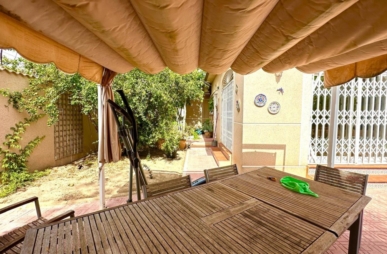 Odsprzedaż - Villa - Torrevieja - Los Balcones - Los Altos del Edén