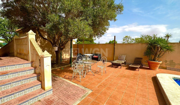 Odsprzedaż - Villa - Torrevieja - Los Balcones - Los Altos del Edén