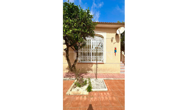 Odsprzedaż - Villa - Torrevieja - Los Balcones - Los Altos del Edén
