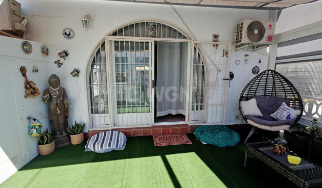 Odsprzedaż - Bungalow - Torrevieja - La Siesta - El Salado - Torreta