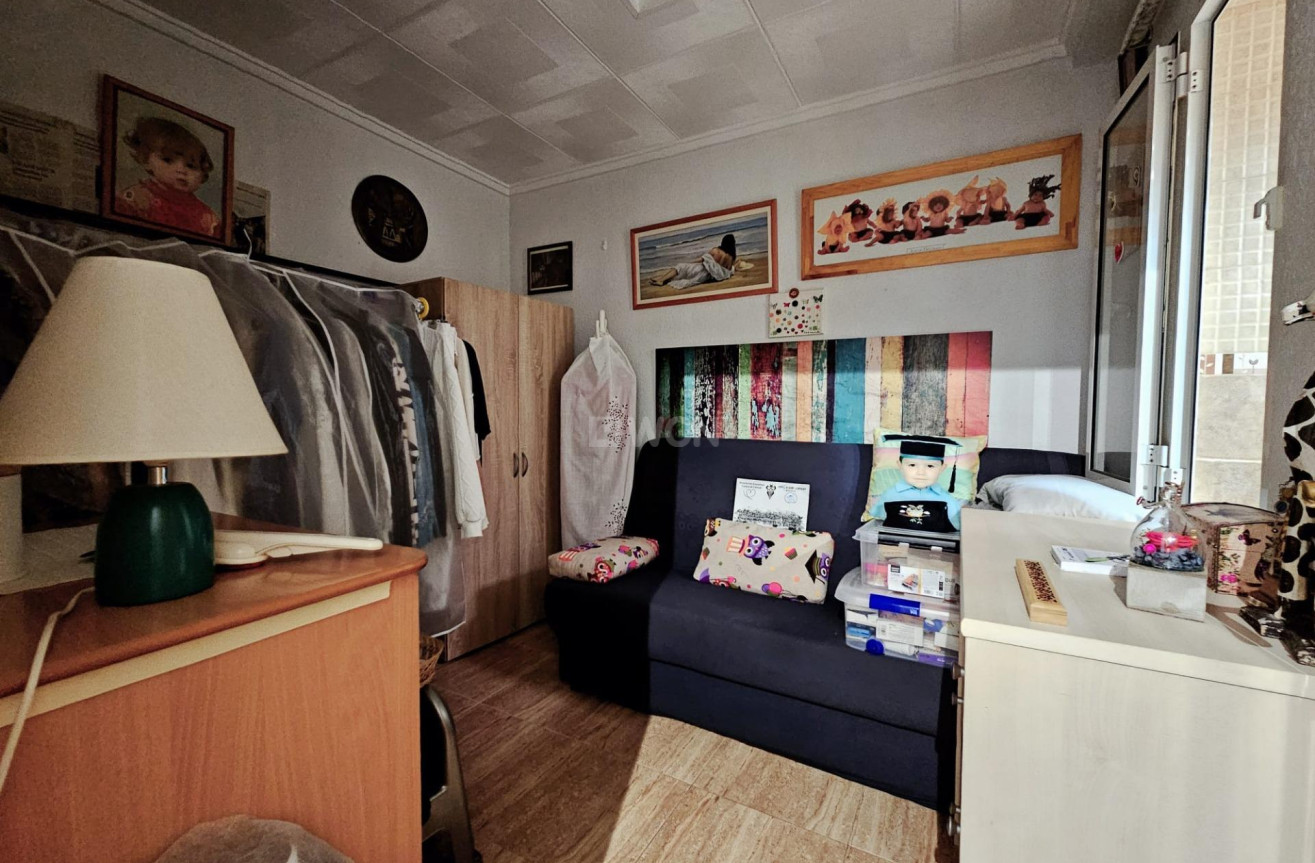 Odsprzedaż - Bungalow - Torrevieja - La Siesta - El Salado - Torreta