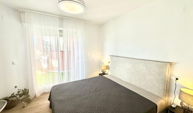 Odsprzedaż - Mieszkanie w bloku - Torrevieja - Centro