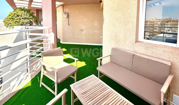 Odsprzedaż - Mieszkanie w bloku - Torrevieja - Centro