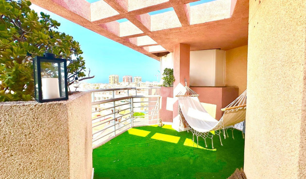 Odsprzedaż - Mieszkanie w bloku - Torrevieja - Centro