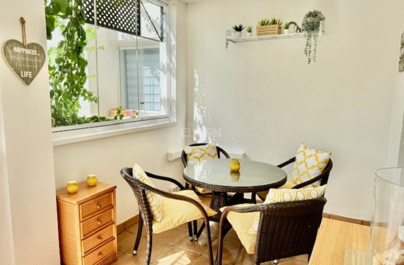 Odsprzedaż - Mieszkanie w bloku - Hacienda Riquelme Golf Resort - Inland