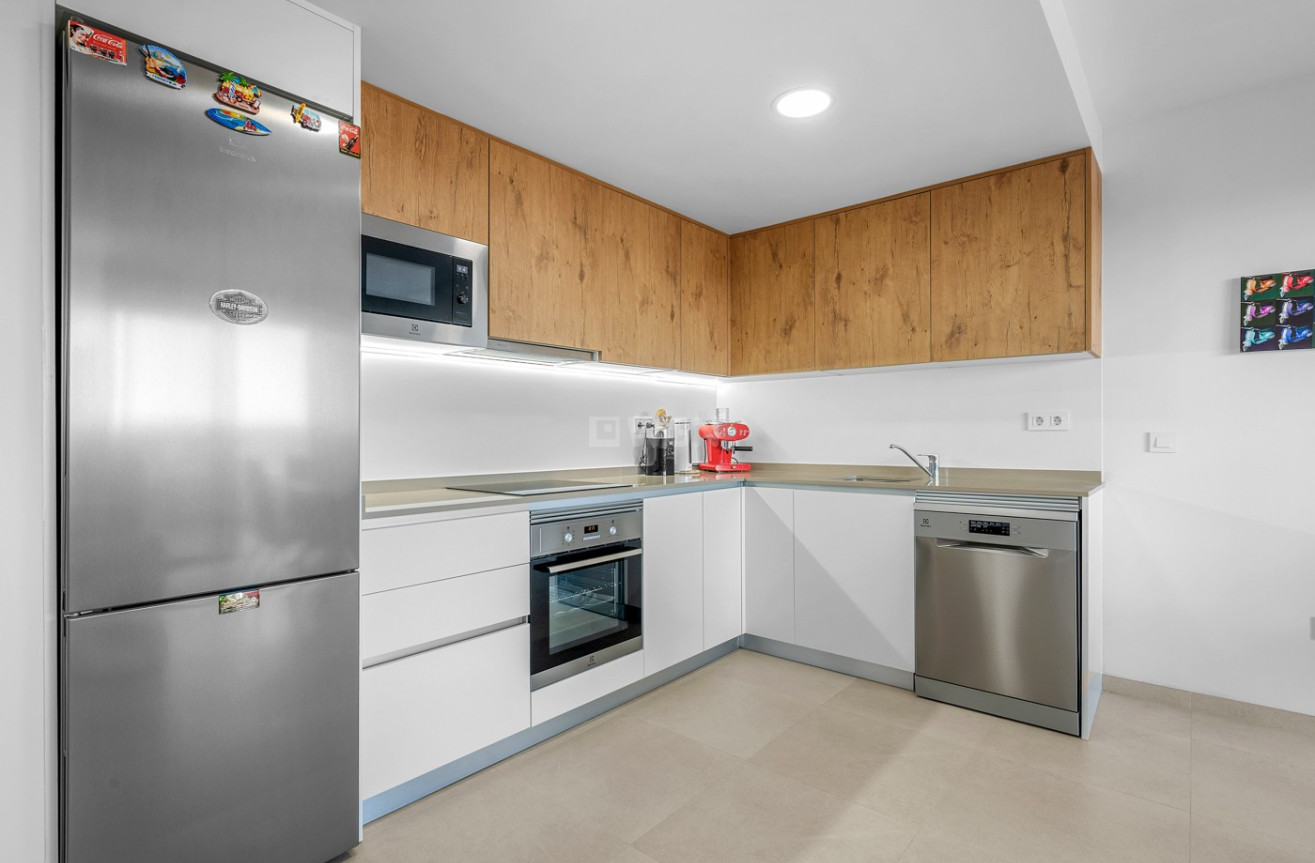 Odsprzedaż - Mieszkanie w bloku - Orihuela Costa - Costa Blanca