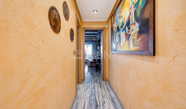 Odsprzedaż - Mieszkanie w bloku - Torrevieja - Acequion