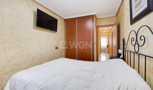 Odsprzedaż - Mieszkanie w bloku - Torrevieja - Acequion