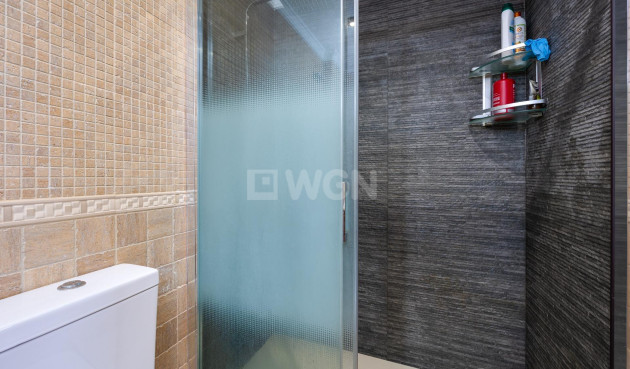 Odsprzedaż - Mieszkanie w bloku - Torrevieja - Acequion