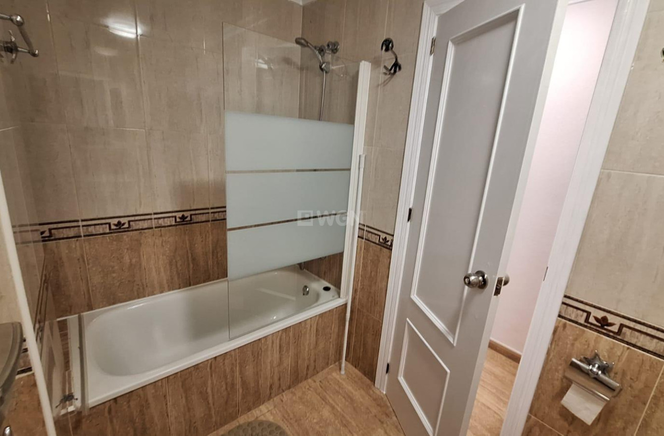 Reventa - Apartamento / piso - Torrevieja - Playa del Cura