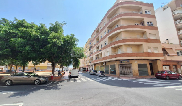 Reventa - Apartamento / piso - Torrevieja - Playa del Cura