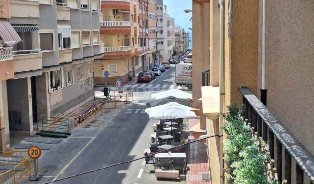 Reventa - Apartamento / piso - Torrevieja - Playa del Cura