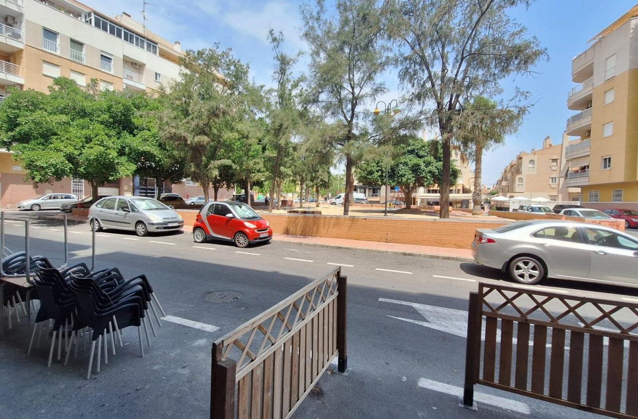 Reventa - Apartamento / piso - Torrevieja - Playa del Cura