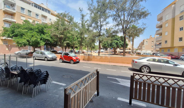 Reventa - Apartamento / piso - Torrevieja - Playa del Cura