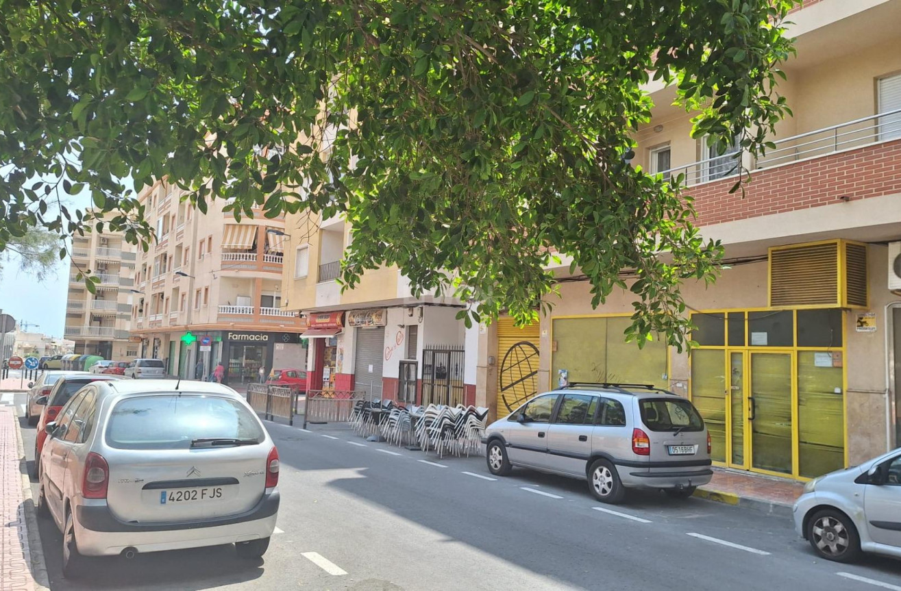 Reventa - Apartamento / piso - Torrevieja - Playa del Cura