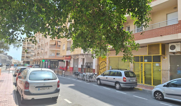 Reventa - Apartamento / piso - Torrevieja - Playa del Cura