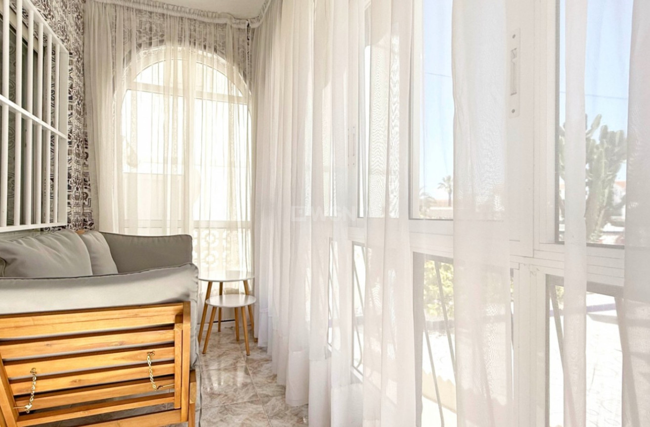 Odsprzedaż - Mieszkanie w bloku - Torrevieja - Costa Blanca