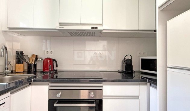 Odsprzedaż - Mieszkanie w bloku - Torrevieja - Costa Blanca