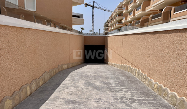 Resale - Apartment / flat - El Raso - Costa Blanca