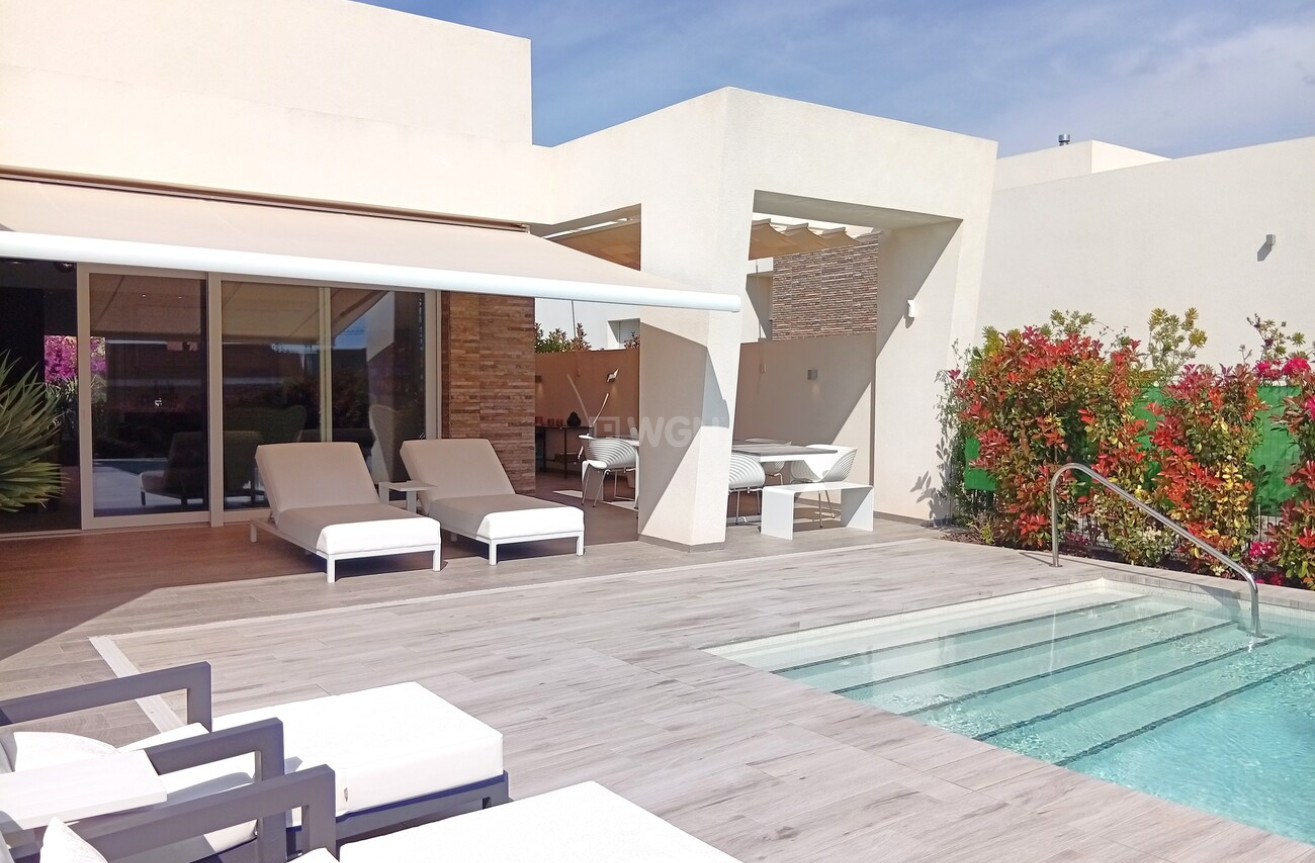 Odsprzedaż - Villa - Algorfa - La Finca Golf