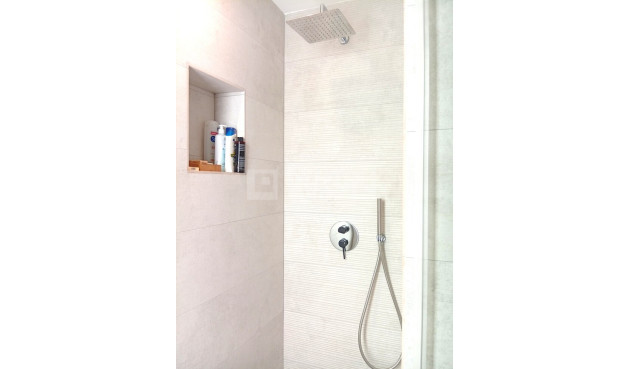 Odsprzedaż - Villa - Algorfa - La Finca Golf