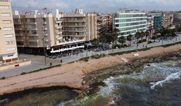 Odsprzedaż - Mieszkanie w bloku - Torrevieja - Costa Blanca
