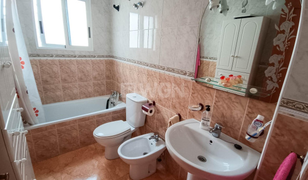 Resale - Bungalow - Torrevieja - Parque Acuático - Sector 25