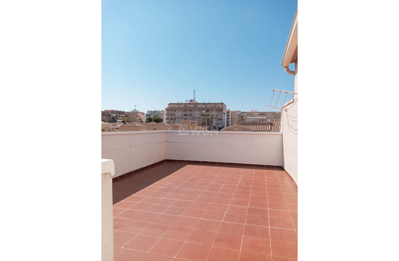 Resale - Bungalow - Torrevieja - Parque Acuático - Sector 25