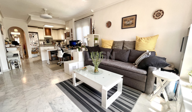 Odsprzedaż - Mieszkanie w bloku - Villamartin - Costa Blanca