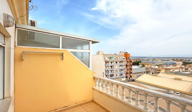 Odsprzedaż - Mieszkanie w bloku - Torrevieja - Costa Blanca