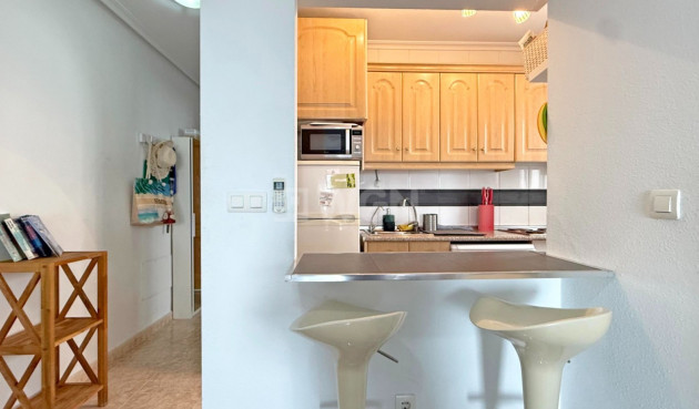 Odsprzedaż - Mieszkanie w bloku - Torrevieja - Costa Blanca