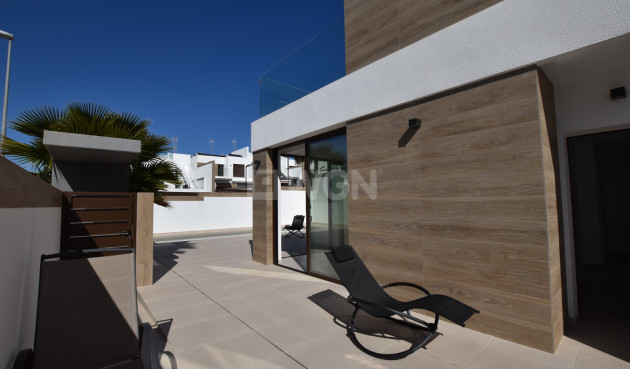 Odsprzedaż - Villa - Benijofar - Costa Blanca