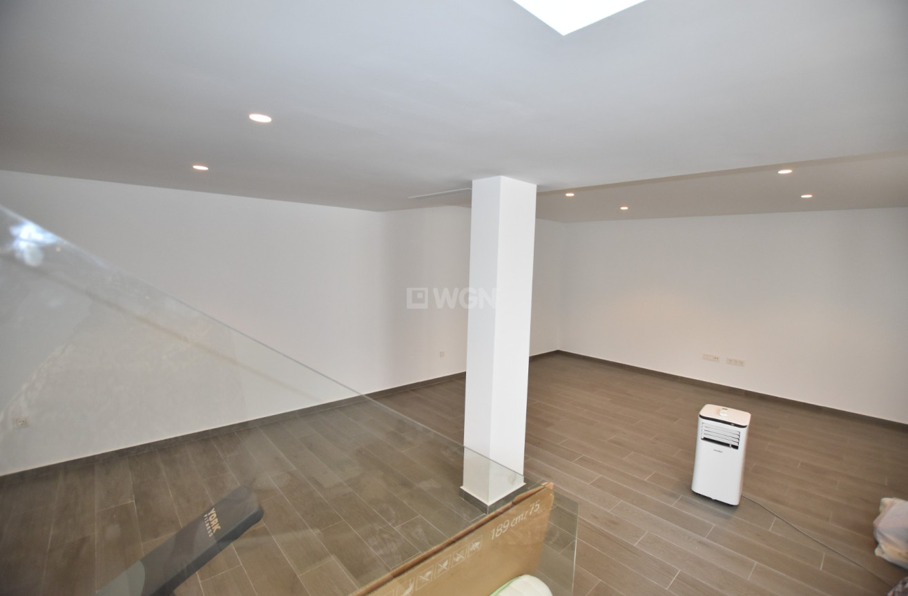 Odsprzedaż - Villa - Benijofar - Costa Blanca