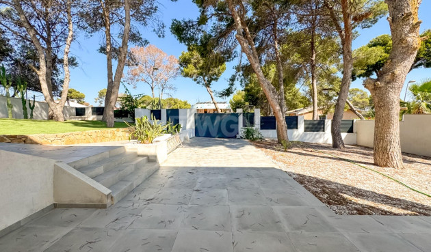 Odsprzedaż - Villa - Torrevieja - Los Balcones - Los Altos del Edén